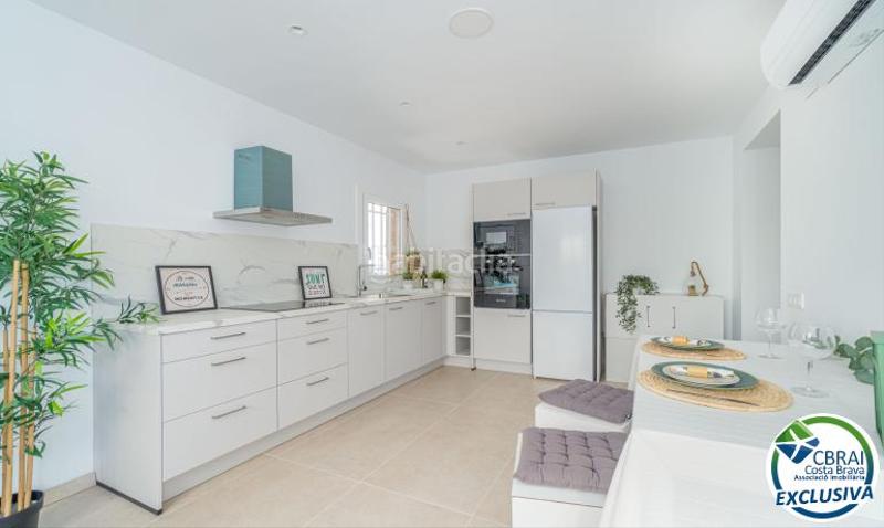 Foto 23e77dbb-f0cb-46ba-9fe8-1855bbc498a9. Apartamento en calle bernat metge 1 0 3 1 apartamento en venta girona en Roses