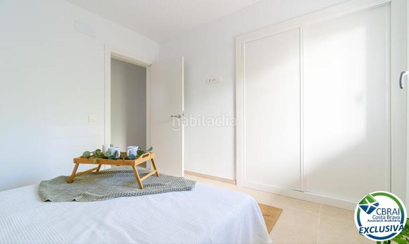 Foto 83cbc372-6161-40f5-a6e3-e68969d168b2. Apartamento en calle bernat metge 1 0 3 1 apartamento en venta girona en Roses