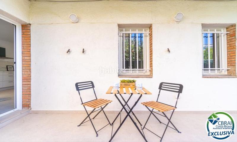 Foto 88a8d2b5-bf90-4ab8-a3a8-7abe1dd9c241. Apartamento en calle bernat metge 1 0 3 1 apartamento en venta girona en Roses
