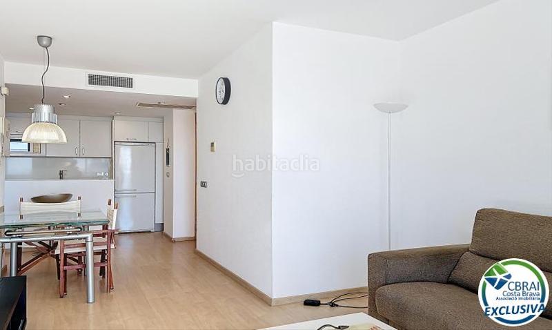 Foto 731657a3-c891-4a48-ab2e-a04440682982. Apartamento en avenida del pastor 1 5 4 1 apartamento en venta girona en Roses