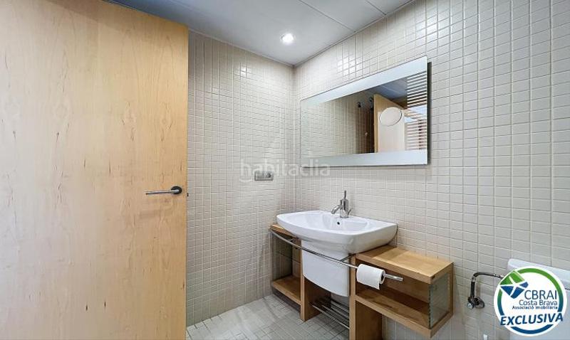 Foto c3e64311-9594-431d-8fa6-7db432d7e846. Apartamento en avenida del pastor 1 5 4 1 apartamento en venta girona en Roses