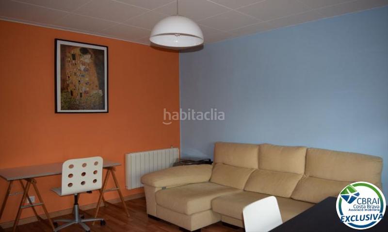 Foto f82050fd-3449-4500-b515-6269c2092513. Apartamento en calle monaco 6-8 0 49 6 apartamento en venta girona en Roses