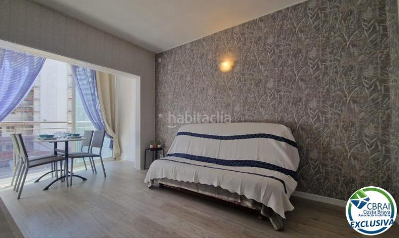 Foto e15a0556-55da-4fff-8bb9-a69ae20e3bfa. Apartamento en calle cala rostella 3 2 65 3 apartamento en venta girona en Roses