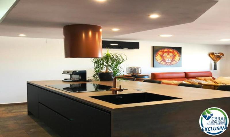 Foto 3c5ebf21-a5d3-4d09-98d4-22fac135c94a. Apartamento en plaza plaã§a del llevant 3 6 25 3 apartamento en venta girona en Roses