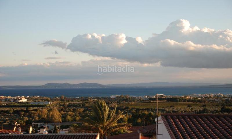 Foto f35338e3-9463-4190-919f-4e2e701f1b9b. Casa en calle castella 5 5 casa en venta girona en Roses