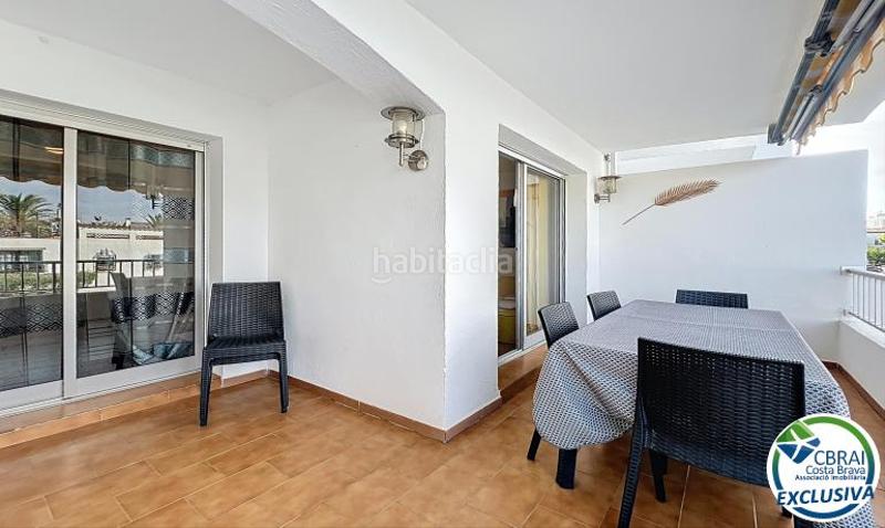 Foto d8acd51c-8ffe-4287-bfb7-a3a4963dbe30. Apartamento en avenida castello d empuries 6 1 5 6 apartamento en venta girona en Empuriabrava