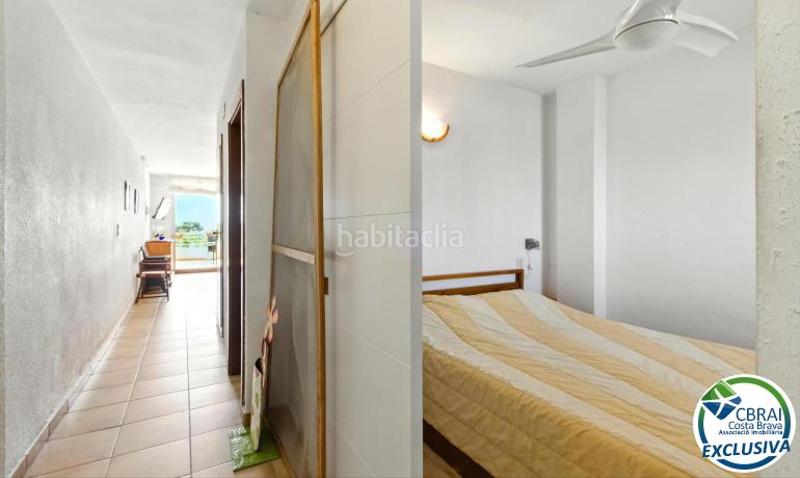 Foto 21143ac5-21b9-4c68-ad0f-6e9711e8b39d. Apartamento en calle muga a 4 2 0 apartamento en venta girona en Empuriabrava