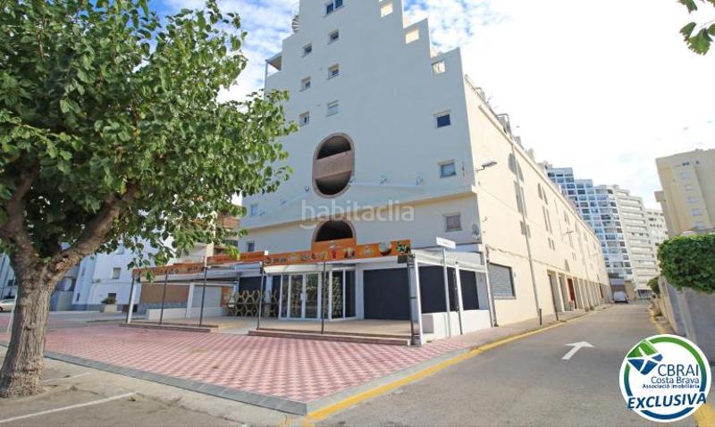 Foto 627b66db-5e96-4e1c-82ed-844636ed1445. Apartamento en calle muga a 4 2 0 apartamento en venta girona en Empuriabrava