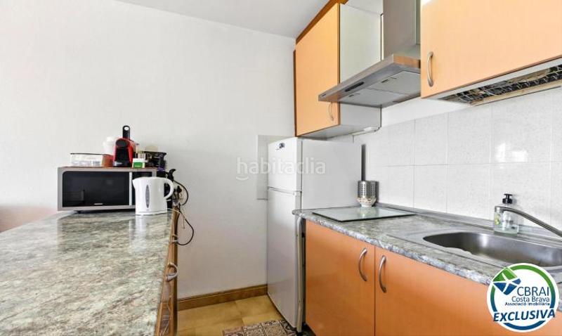 Foto ba0d76f3-d54d-45e6-969a-06dd57c3c309. Apartamento en calle muga a 4 2 0 apartamento en venta girona en Empuriabrava