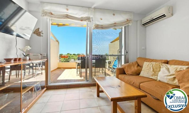 Foto e979835b-f085-46c8-812c-93adff18945a. Apartamento en calle muga a 4 2 0 apartamento en venta girona en Empuriabrava