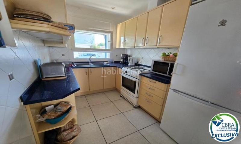 Foto 923dbf68-becb-47f7-9057-3fbcf11d2292. Casa en carrer montseny 82 82 casa en venta girona en Empuriabrava