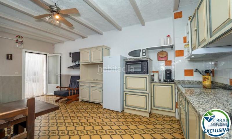 Foto aa9c15d1-6eb9-46ac-8600-475ffdcb872f. Apartamento en calle poblat tipic/las chabolas 3 0 1 3 apartamento en venta girona en Empuriabrava