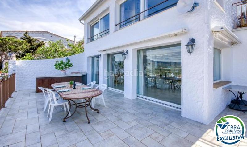 Foto 149e0e2b-27cb-4eef-8f30-313fbf279118. Casa en calle ramon llull 21 21 casa en venta girona en Roses