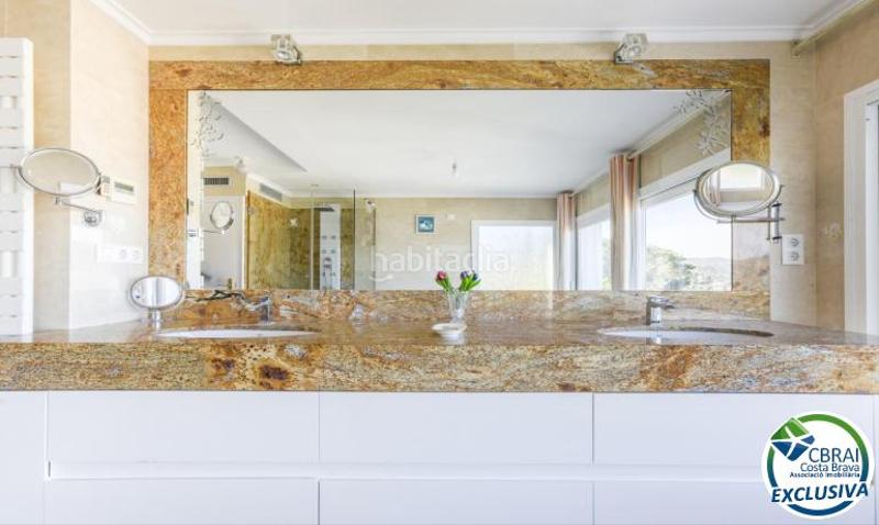 Foto 344e21a3-c4b3-4cd1-89bf-8dd9b7e77f36. Casa en calle ramon llull 21 21 casa en venta girona en Roses