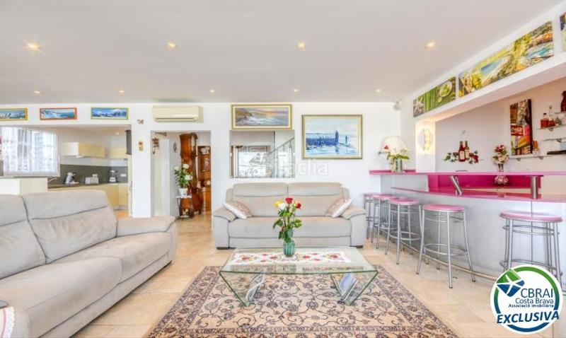 Foto 525c54ce-2b11-4084-a2ea-8a6272ad97e3. Casa en calle ramon llull 21 21 casa en venta girona en Roses