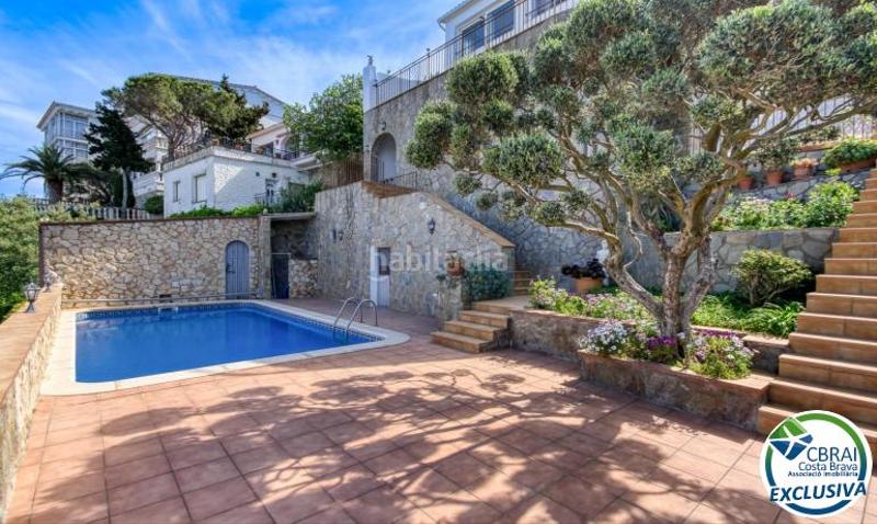 Foto b023c50d-231c-4dd2-876f-721d0498b361. Casa en calle ramon llull 21 21 casa en venta girona en Roses