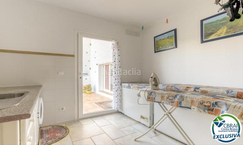 Foto ba8d1e8d-2e9f-4deb-9605-95b74a8bdaaf. Casa en calle ramon llull 21 21 casa en venta girona en Roses