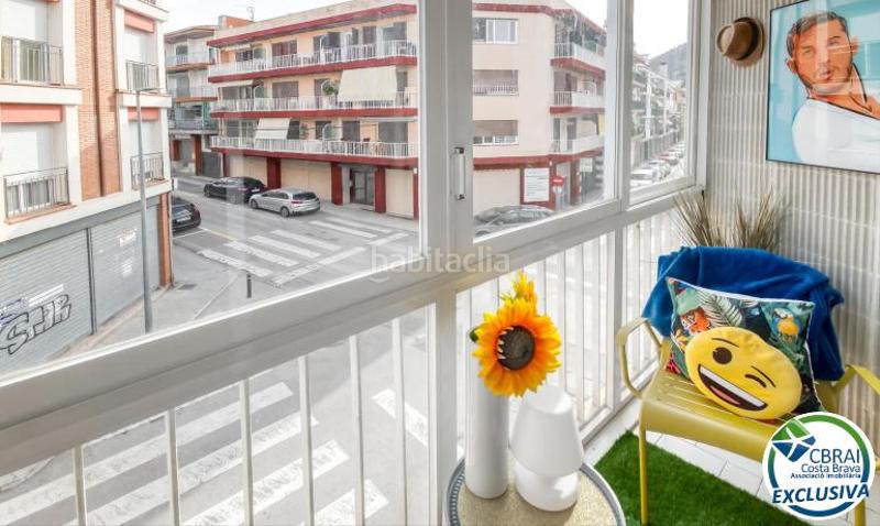 Foto b195c310-aebb-457e-abd7-bd9700a73f31. Apartamento en calle cap norfeu 60 1 5 60 apartamento en venta girona en Roses