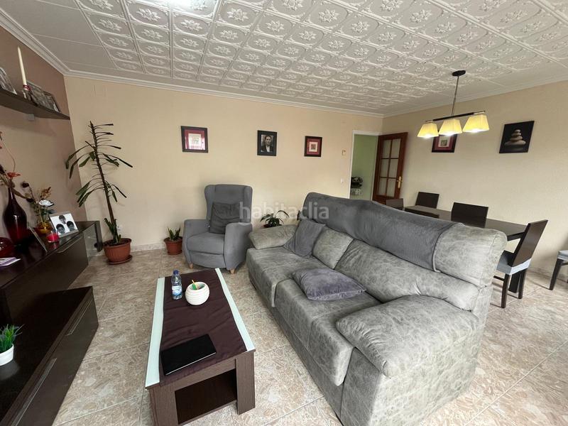 Foto f97bff4b-f008-4b30-bf3e-29ce56a437fd. Apartament a calle pep ventura a Centre Roses