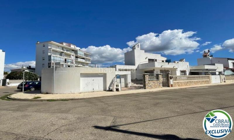 Foto 53c80d1d-04d3-433f-acc0-e7b2bcd27712. Casa en carrer cala dâ´or 1 1 casa en venta girona en Roses