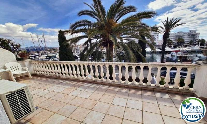 Foto 2a8292de-b2c9-4349-80eb-4794c84dbb2a. Casa a carrer port argonautes 5 5 a Port Grec - Port Moxó Empuriabrava