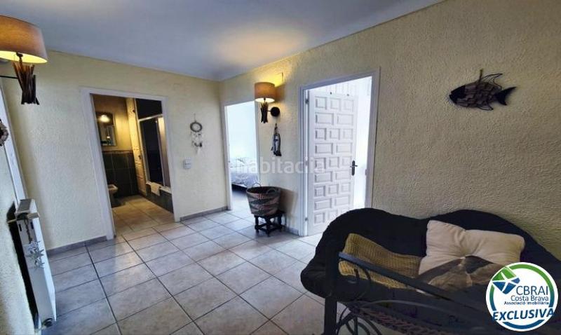 Foto 545dc799-4427-48a2-9c5c-3599e34a1683. Casa a carrer port argonautes 5 5 a Port Grec - Port Moxó Empuriabrava