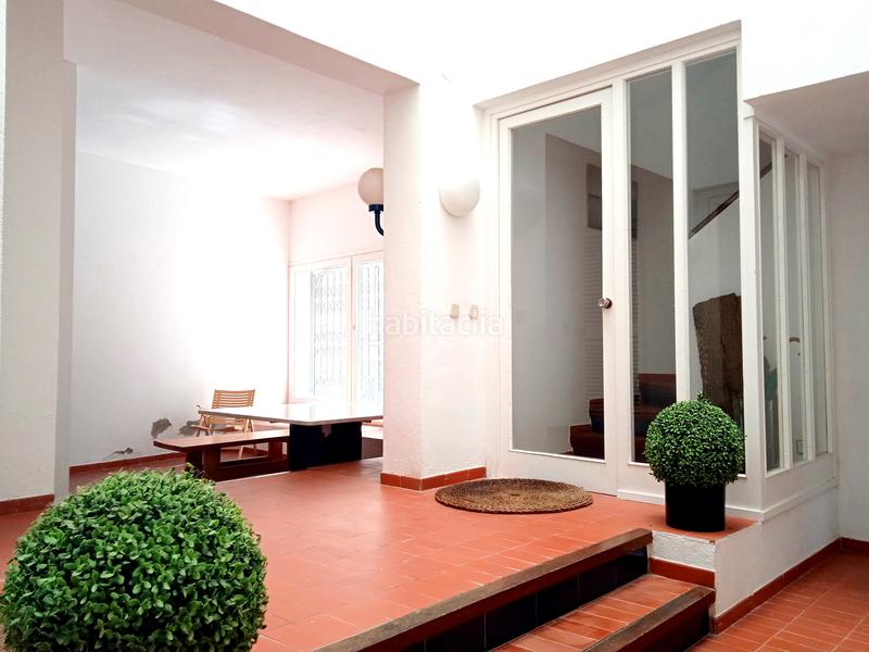 Foto 19504b5f-0c8f-4972-ba2d-950001d5eae0. Edifici a carrer de joan badosa i compte 37 37 a Roses