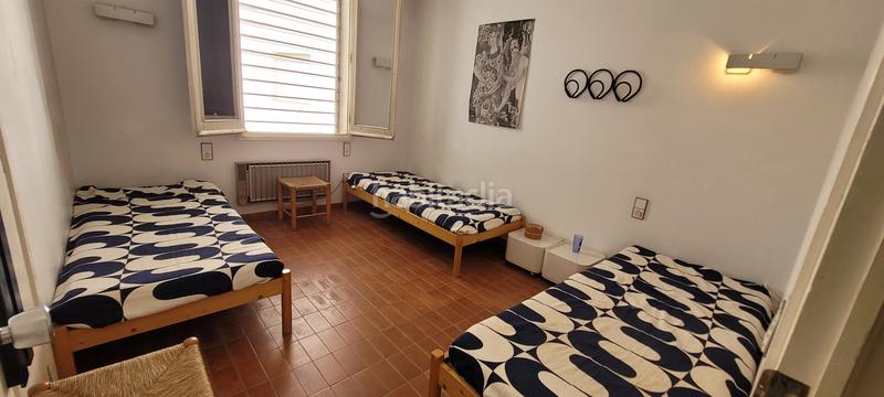 Foto 673bc096-fb6c-4199-a6a9-b04b8eb1bc6c. Edifici a carrer de joan badosa i compte 37 37 a Roses