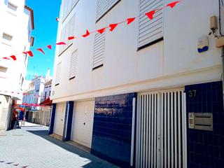 Edifici a Carrer de joan badosa i compte 37 37. Edificio en venta en roses girona