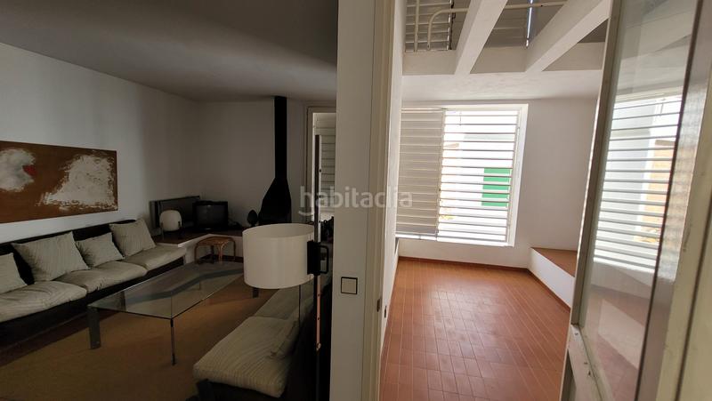 Foto d16f9094-4399-4206-a1bf-f36dfe82c659. Edifici a carrer de joan badosa i compte 37 37 a Roses