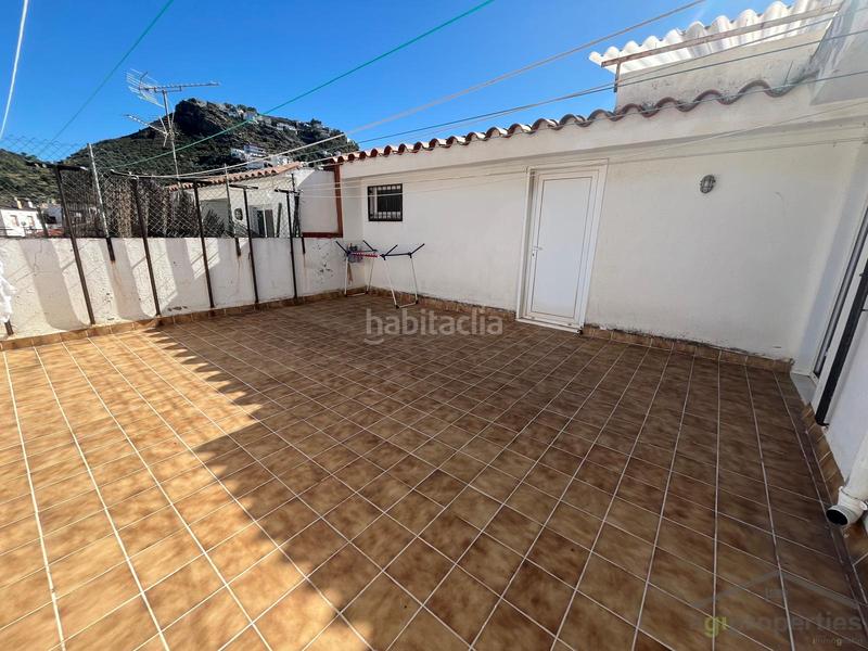 Foto c5cfb4c9-6124-4d45-8124-131e6d814b9a. Apartament a carrer puig rom a Centre Roses