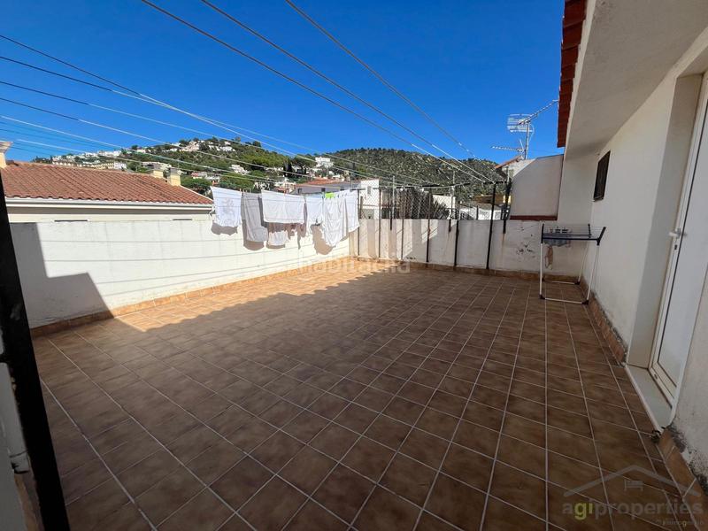 Foto df50e6f0-5050-44af-b09a-c3b14eabf681. Apartament a carrer puig rom a Centre Roses