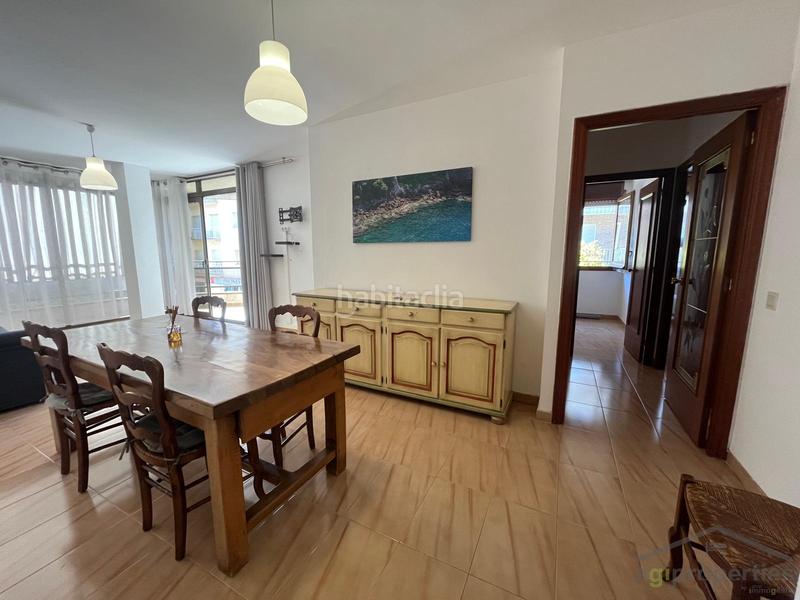 Foto fe2ae180-0830-402f-bcec-53a22e66ed79. Apartament a carrer puig rom a Centre Roses