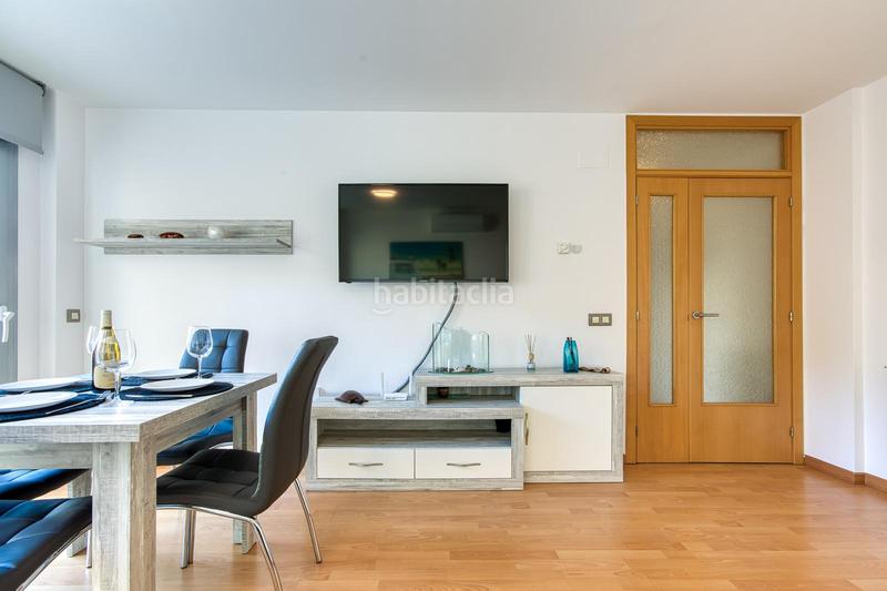 Foto f8766baf-58c5-4860-a017-d5e74ec1183c. Piccolo appartamento in ramon y cajal 89 89 in Centre Roses