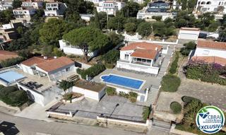 Casa en Carrer canaries 48 48. Casa en venta en roses girona