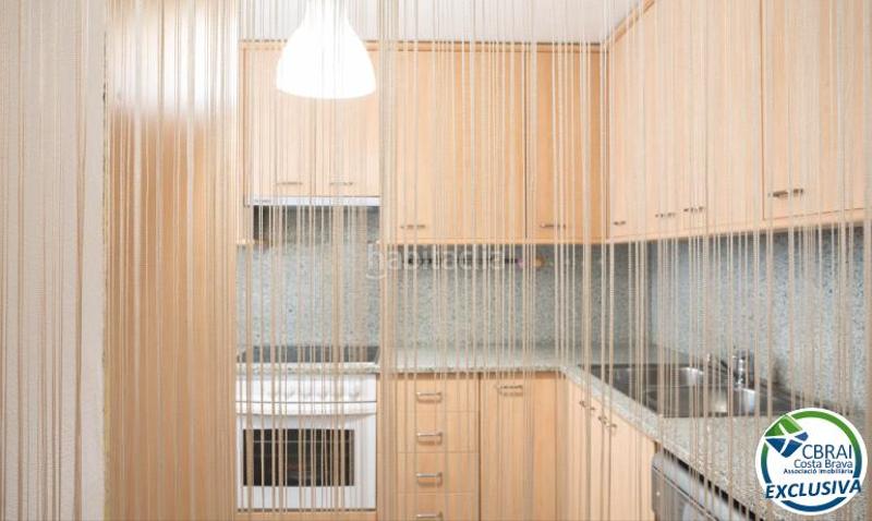 Foto 415d2c99-9fc9-4ff0-ba9f-eeb77c084b53. Piccolo appartamento in carrer viena 28 2 i 28 in Roses