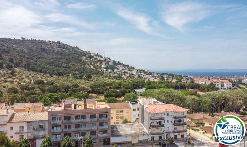 Foto 4e01198c-1784-435c-92ce-05c37d7e3f17. Piccolo appartamento in carrer viena 28 2 i 28 in Roses