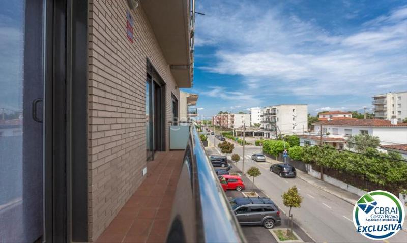 Foto bd19d6d6-c9ea-478d-a9d0-df61c6649880. Piccolo appartamento in carrer viena 28 2 i 28 in Roses