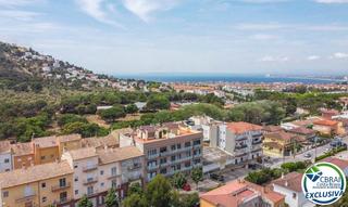 Apartament  Carrer viena 28 2 i 28. Apartamento en venta en roses girona