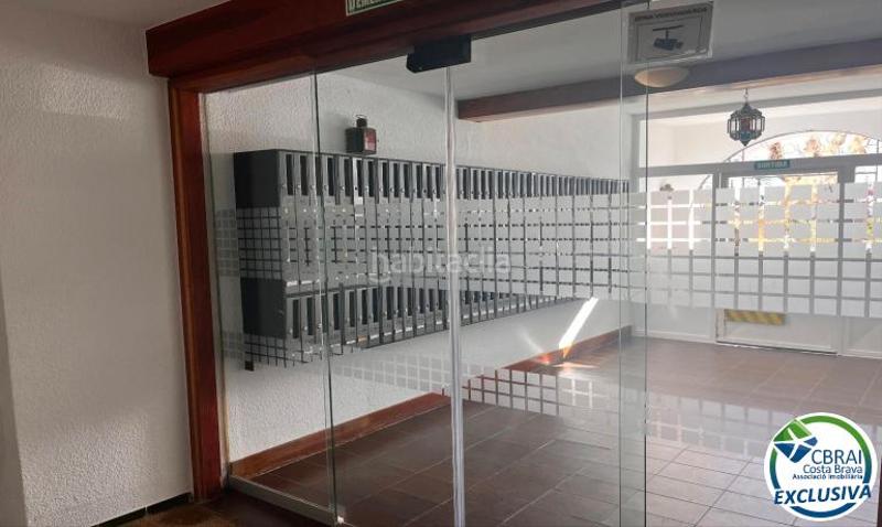 Foto 5d4e24d2-41a5-4e1b-baa6-38834d6adb13. Appartement in calle poblat tãpic s/n 1 b22 0 in Empuriabrava