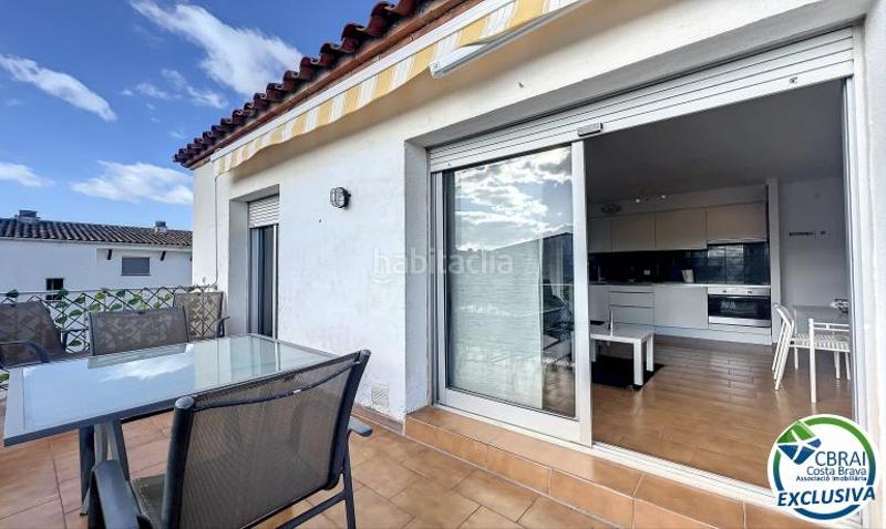 Foto 6c8bb4f9-8eba-4a68-af76-98795d15b498. Apartamento en avenida del canal 19 3 1 19 apartamento en venta girona en Empuriabrava