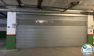 Autoparkplatz in Calle gran reserva 11 12-14 11. Párking. en venta en empuriabrava girona