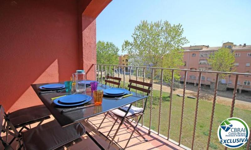 Foto c6c9a63d-00e8-47a3-b018-fd8ac3e27d34. Apartment in calle de la lluna 16 2 10 16 in Muga - Gran Reserva - Badia Empuriabrava