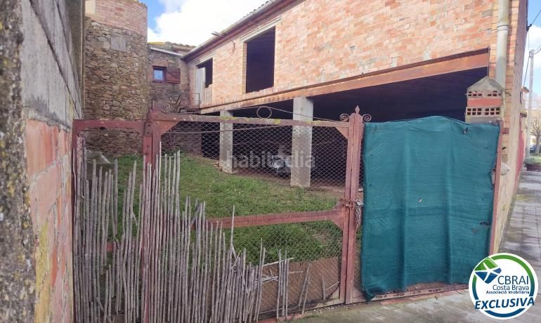 Foto 47d647c0-7382-4ce5-aaba-a81d5bc91f47. Casa a carrer castello 5 5 a Peralada