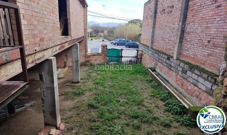 Foto d17989e4-4f7d-4790-9e45-ce1676f2b48d. Casa a carrer castello 5 5 a Peralada