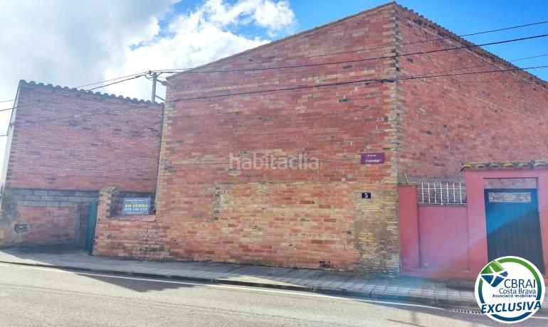 Foto ea36c647-6c26-4110-afc6-b65ef40f9406. Casa a carrer castello 5 5 a Peralada