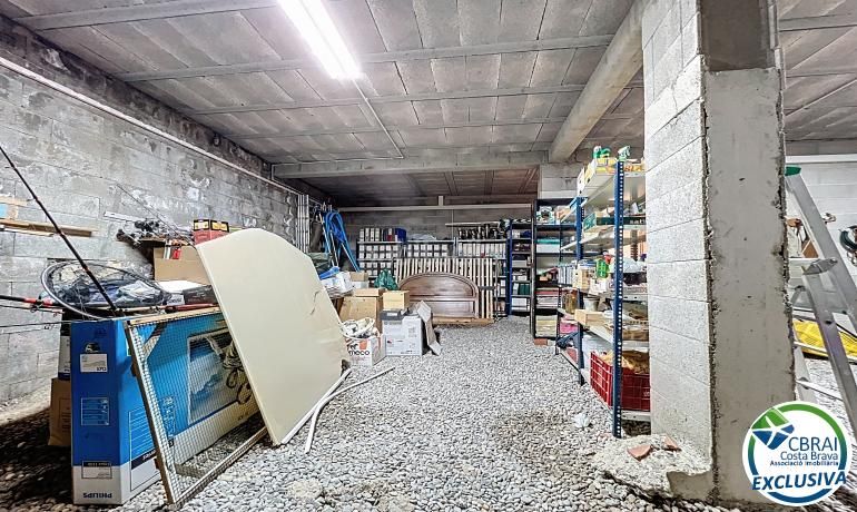 Foto 04cfcc7e-691d-40dd-9b45-27f39881c025. Casa en calle xaloc - els olivars 8 8 casa en venta girona en Pau