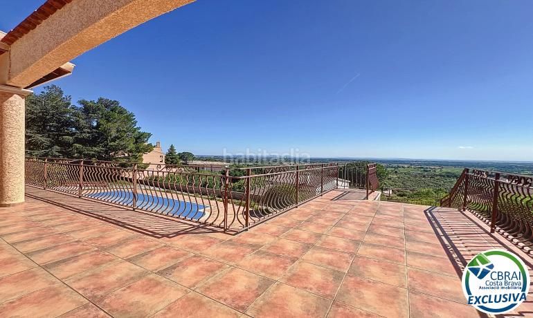 Foto 256a5554-d146-456c-89aa-9ff0395a37af. Casa en calle xaloc - els olivars 8 8 casa en venta girona en Pau