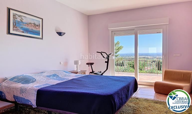 Foto 2c90461c-d372-4866-9190-a3fc1b397f29. Casa en calle xaloc - els olivars 8 8 casa en venta girona en Pau