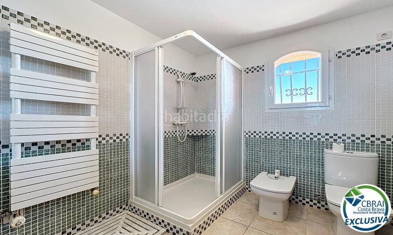 Foto 381f8bf4-4566-4ffe-9959-bfcde8141ed3. Casa en calle xaloc - els olivars 8 8 casa en venta girona en Pau